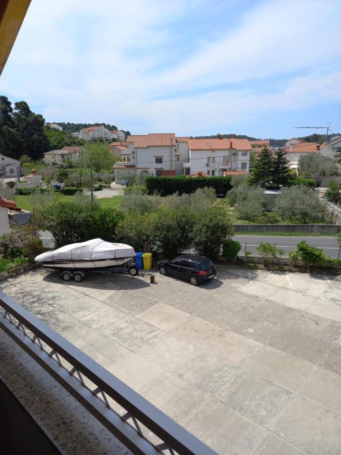 Apartment Preka Palit Exterior photo