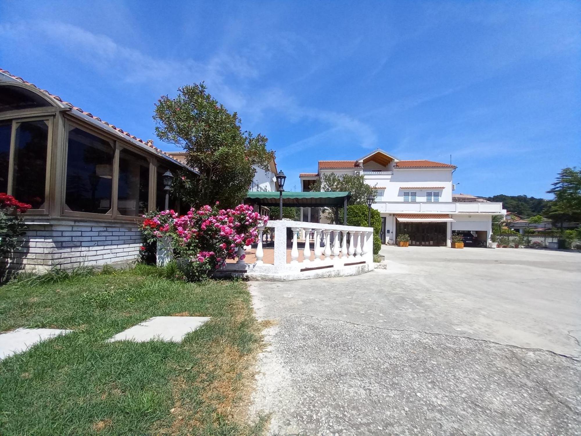 Apartment Preka Palit Exterior photo